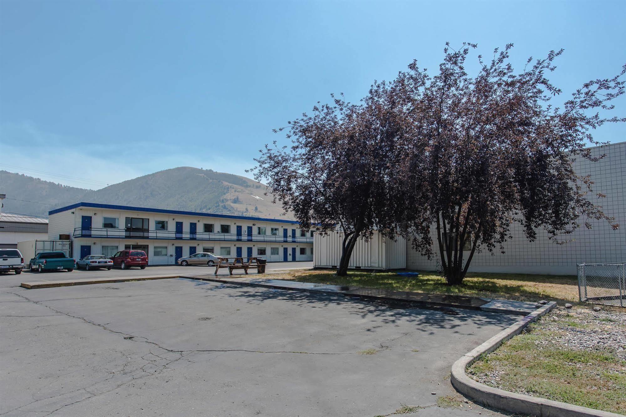 Budget Inn Missoula East Экстерьер фото